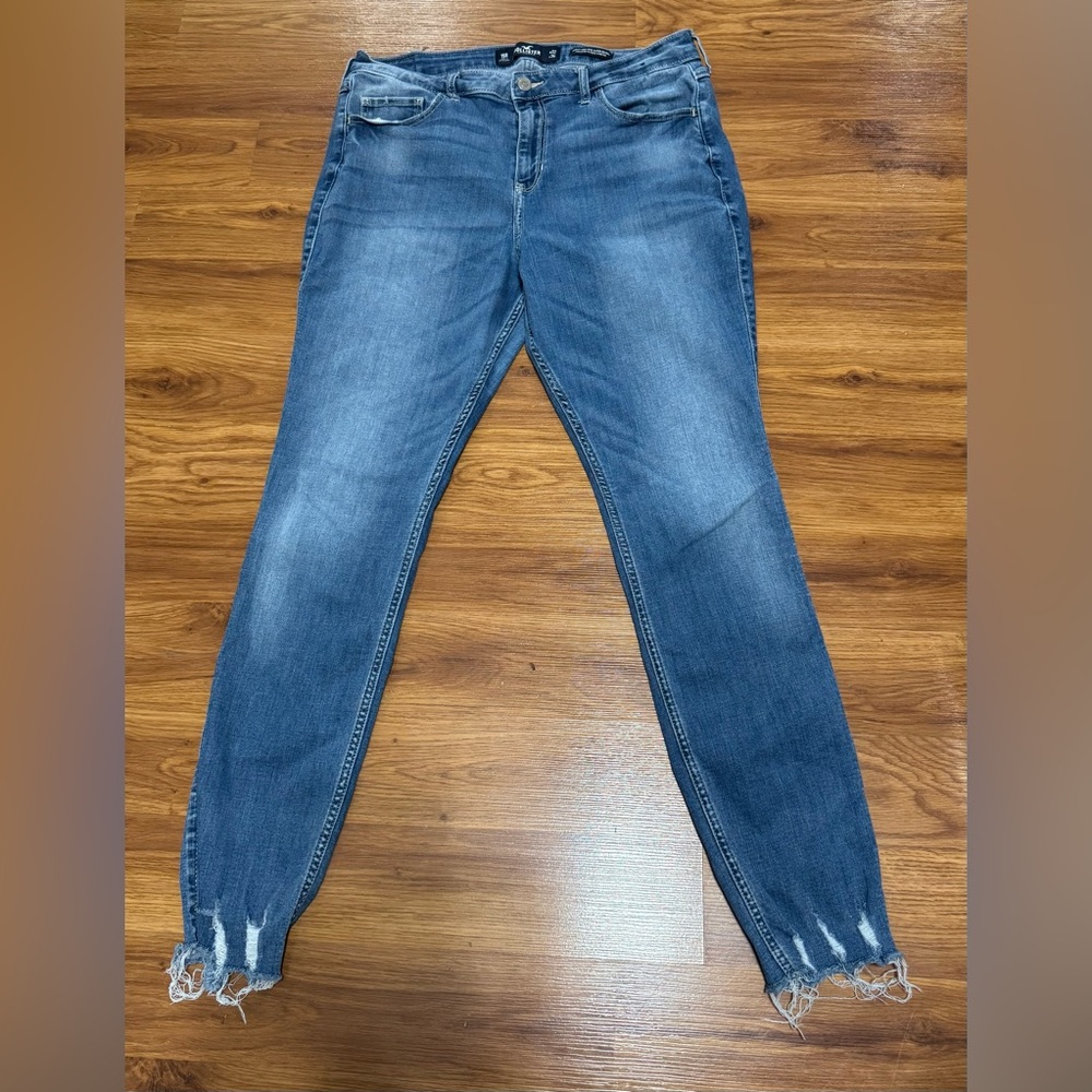 Hollister Women's Skinny Jeans in Blue